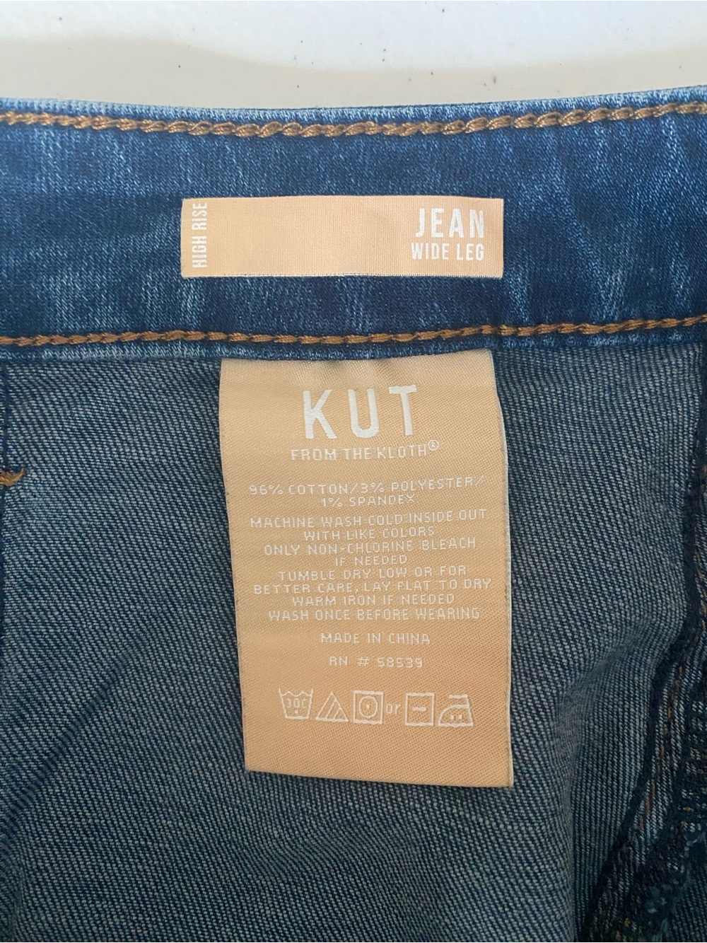 KUT from the Cloth Jean High Rise Wide Pant Align with Dark Base Wash Size 2P - Picture 10 of 14